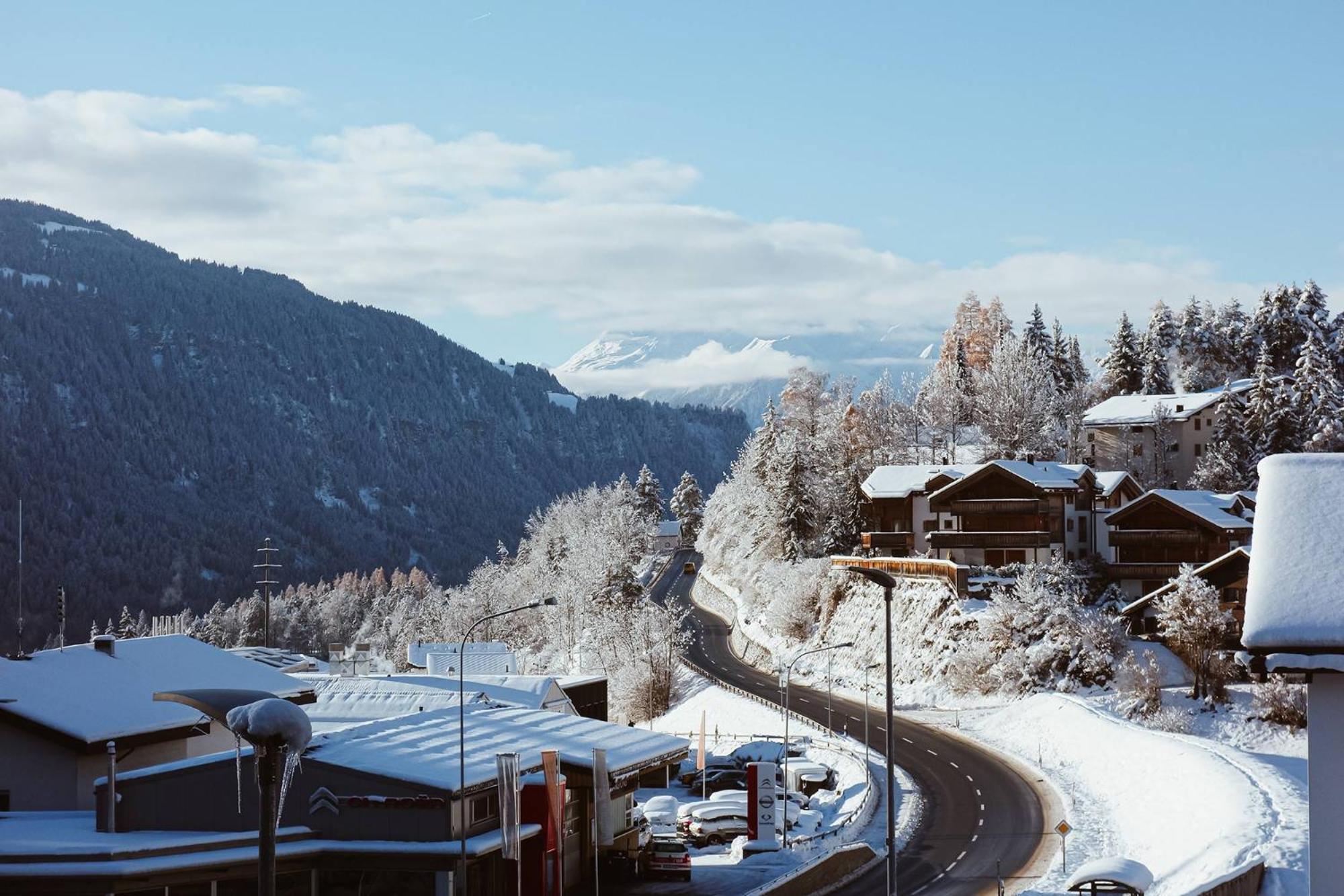 Black Summit Boutique Resort Laax Exterior photo