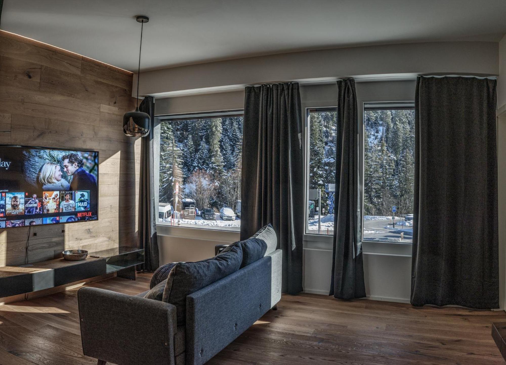 Black Summit Boutique Resort Laax Exterior photo